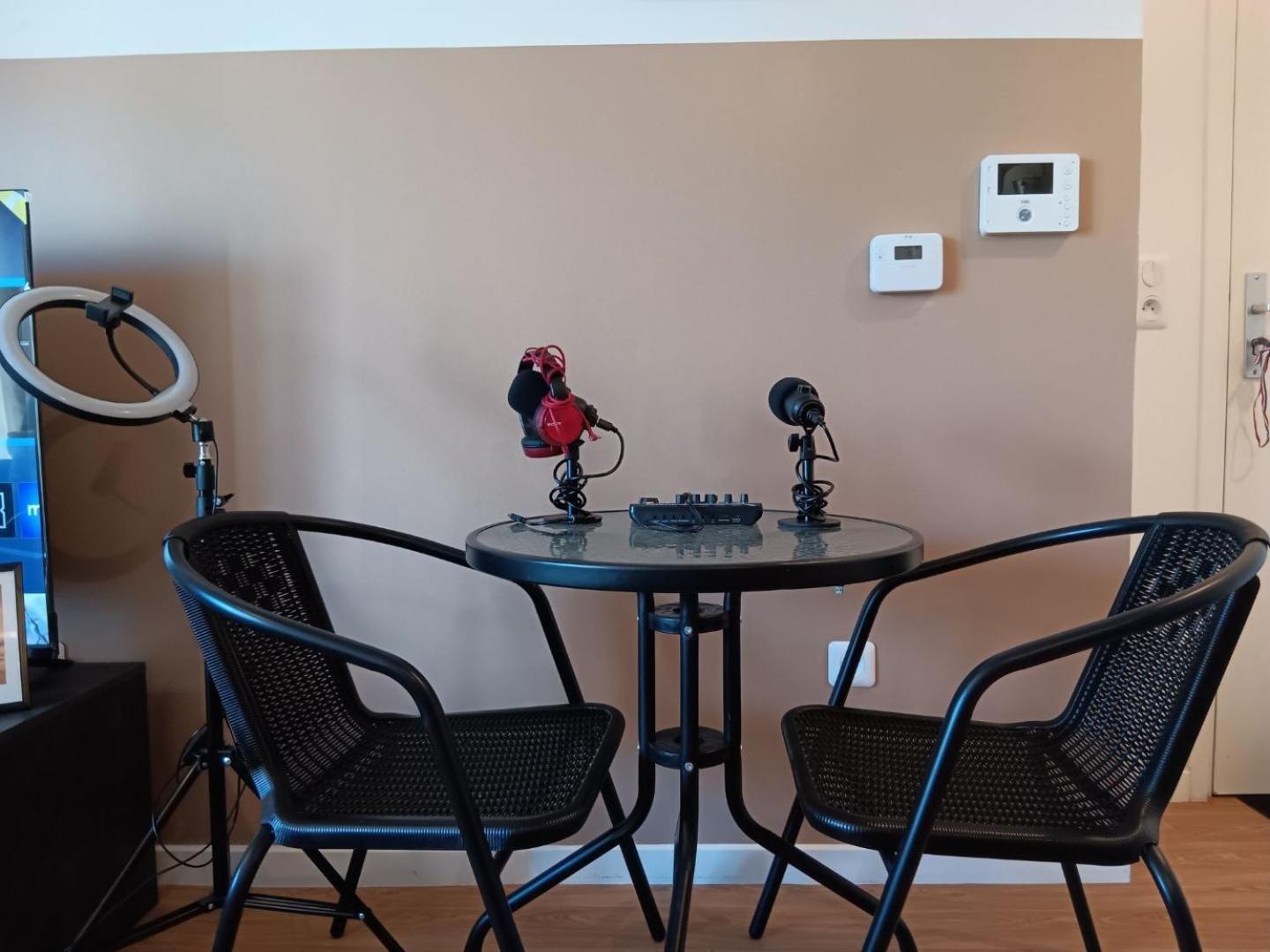 Destiny Appart' Paris -Beauvais-Orly- Podcasts- Stade De France Stains Extérieur photo